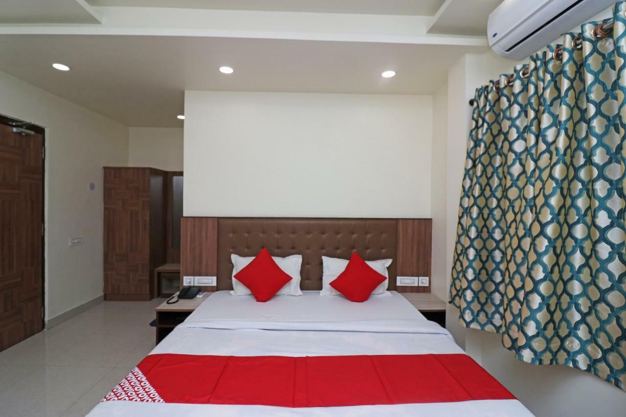 Oyo 37989 Hotel Debarshi Bānkura Oda fotoğraf